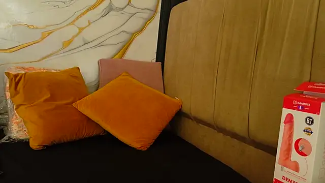 AmbarSmit online show from April 22, 11:50 pm