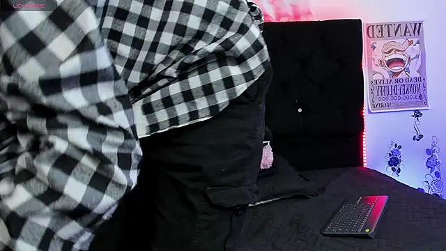 kody sexy online show from October 18, 11:00 am