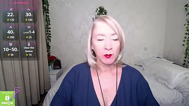 hunters woman online show from September 10, 3:34 pm