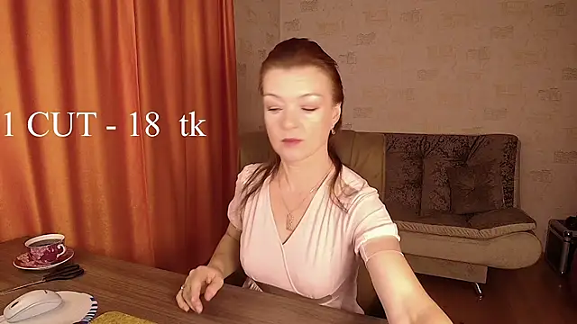 Snapshot of Milla_Vanilla_ chatting on October 27, 10:52 am Milla Vanilla online show from October 27, 10:52 am