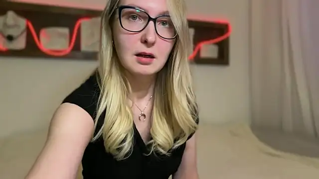 KiraxFate online show from November 14, 5:11 pm