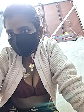 RAYI Queen 3 online show from December 14, 4:01 pm