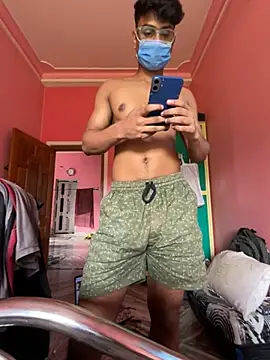 Snapshot of Mr_Cajonny0 chatting on November 6, 6:14 am Mr Cajonny0 online show from November 6, 6:14 am