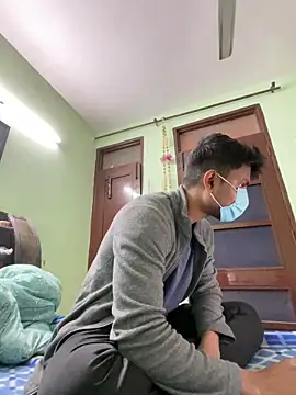 Snapshot of Mr_Cajonny0 chatting on February 14, 6:21 am Mr Cajonny0 online show from February 14, 6:21 am