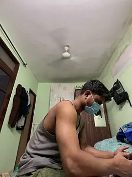 Snapshot of Mr_Cajonny0 chatting on April 1, 5:54 pm Mr Cajonny0 online show from April 1, 5:54 pm