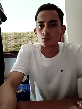 Snapshot of Exlifer chatting on January 31, 9:13 pm Exlifer online show from January 31, 9:13 pm