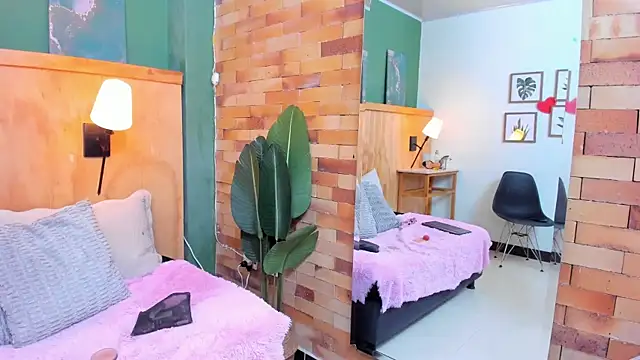 milavega  online show from February 21, 12:06 pm