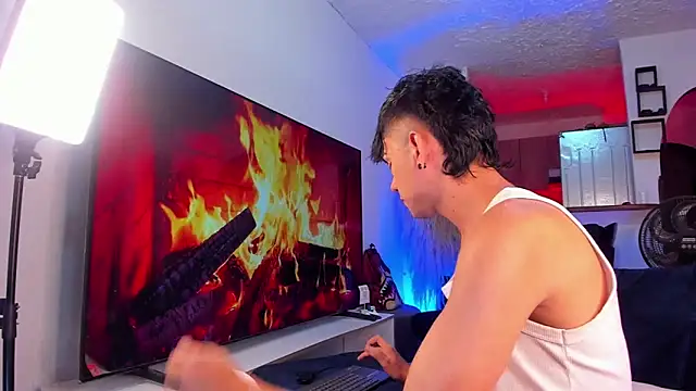 Snapshot of Steven_baby69 chatting on October 5, 1:59 am Steven baby69 online show from October 5, 1:59 am