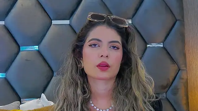 BlaireParker online show from September 25, 11:58 am