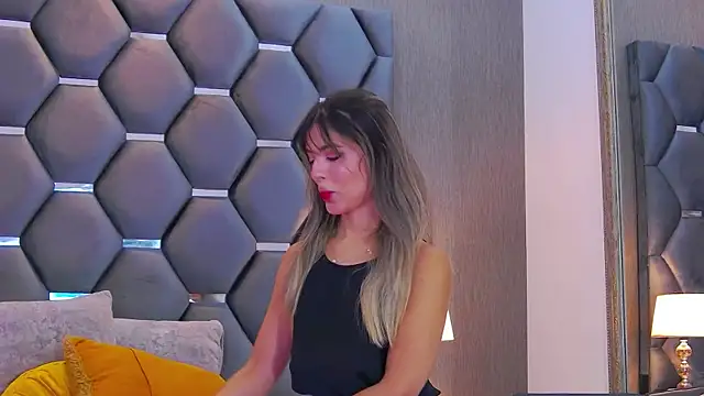 BlaireParker online show from October 19, 12:17 pm