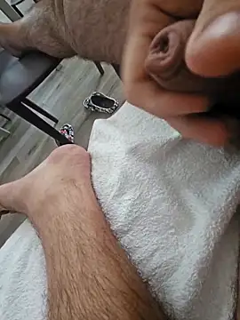 Snapshot of Dany2150 chatting on October 12, 8:57 am Dany2150 online show from October 12, 8:57 am