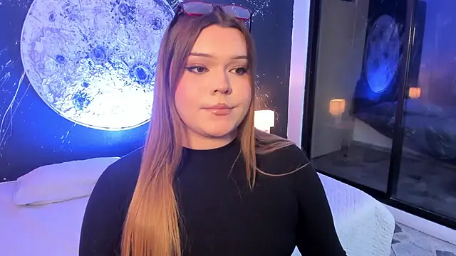 Maxxxine1 online show from October 9, 6:33 am