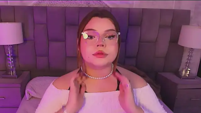 Maxxxine1 online show from November 11, 7:30 am