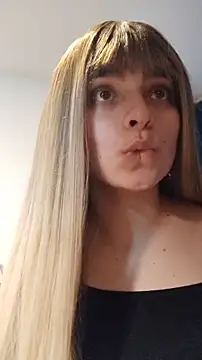 Aurora blaack online show from December 15, 1:32 am