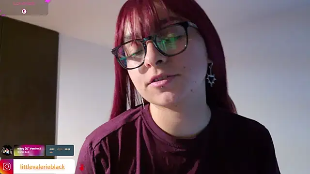 Aurora blaack online show from April 16, 9:54 am