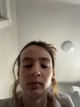 SeccySerena online show from January 11, 8:03 pm