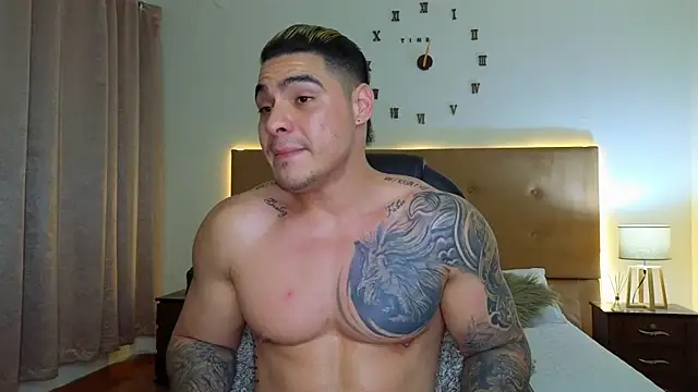 Snapshot of Steven_Velez chatting on November 1, 3:52 am Steven Velez online show from November 1, 3:52 am