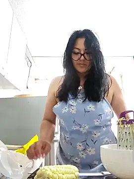 Snapshot of karla_valk1 chatting on September 13, 2:06 pm karla valk1 online show from September 13, 2:06 pm