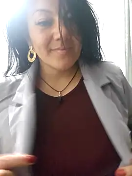 Snapshot of karla_valk1 chatting on September 20, 1:39 am karla valk1 online show from September 20, 1:39 am