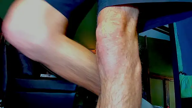 alejo  323   online show from April 23, 3:08 am