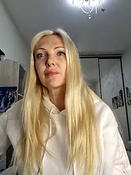 Monna online show from April 22, 5:03 pm