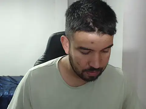 Axel11113 online show from September 23, 2:36 am