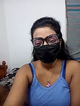 Snapshot of Darkchocosl8 chatting on March 9, 6:45 pm Darkchocosl8 online show from March 9, 6:45 pm