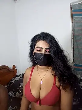 Snapshot of Darkchocosl8 chatting on March 14, 8:14 pm Darkchocosl8 online show from March 14, 8:14 pm