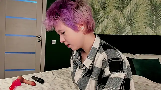 CarolineRichter online show from November 13, 3:16 am