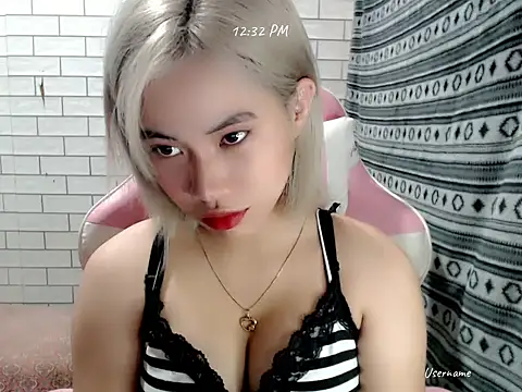 Rainea149 online show from October 6, 4:32 am