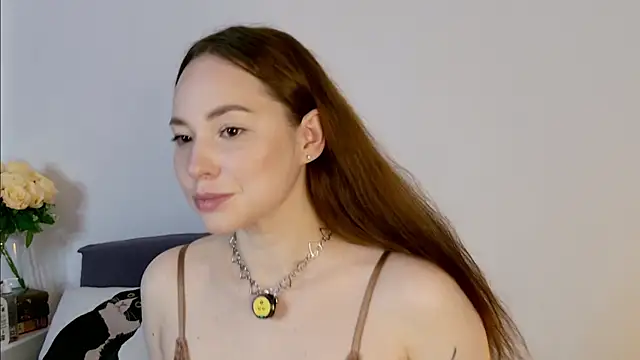 Snapshot of AlexaSpark_ chatting on May 19, 3:57 am AlexaSpark online show from May 19, 3:57 am