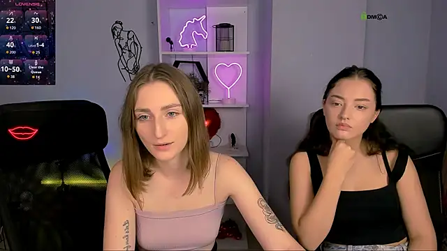 eva smiith  online show from November 11, 8:14 am