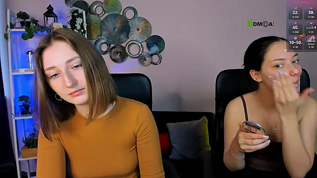 eva smiith  online show from March 31, 5:41 am