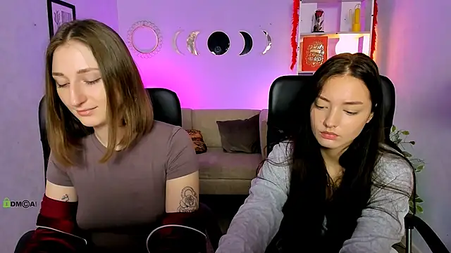 eva smiith  online show from April 14, 5:46 am