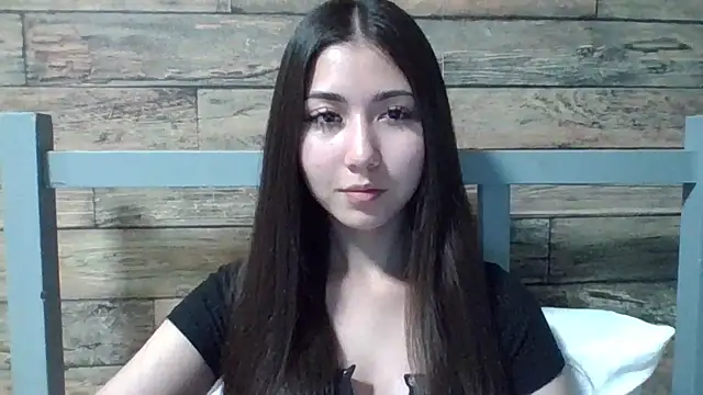 Snapshot of Virginia_Hicks chatting on October 8, 6:16 pm Virginia Hicks online show from October 8, 6:16 pm