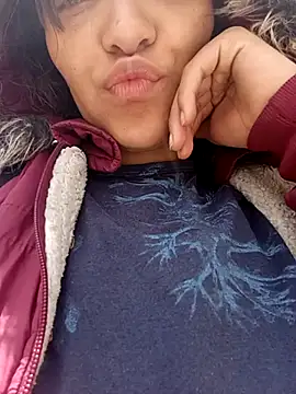 mia blue01 online show from September 25, 3:38 pm