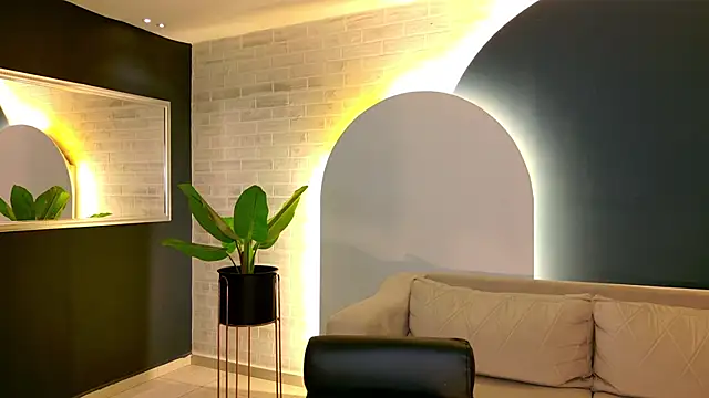 Snapshot of AgathaKondo_ chatting on November 5, 7:14 pm AgathaKondo online show from November 5, 7:14 pm