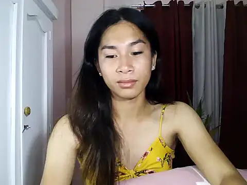 Snapshot of Asian_PrettyAle chatting on October 5, 4:27 pm Asian PrettyAle online show from October 5, 4:27 pm