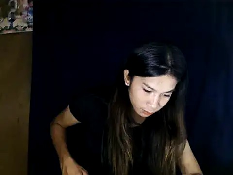 Snapshot of Asian_PrettyAle chatting on October 11, 8:13 am Asian PrettyAle online show from October 11, 8:13 am