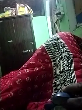 RAYI Queen 4 online show from October 28, 4:42 pm