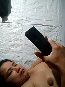 Snapshot of BigAss-69 chatting on July 3, 3:35 am BigAss-69 online show from July 3, 3:35 am