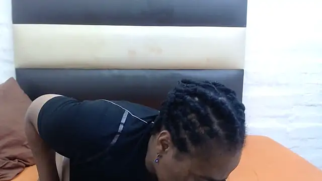 Snapshot of AFRICANBOOTYLICIOUSxxx chatting on September 21, 7:59 pm AFRICANBOOTYLICIOUSxxx online show from September 21, 7:59 pm