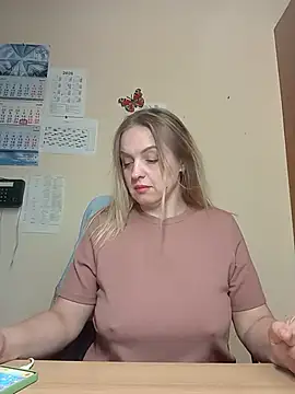 Snapshot of Ami_Foxy chatting on May 29, 5:38 am Ami Foxy online show from May 29, 5:38 am