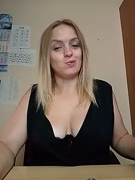 Ami Foxy online show from August 6, 5:53 am