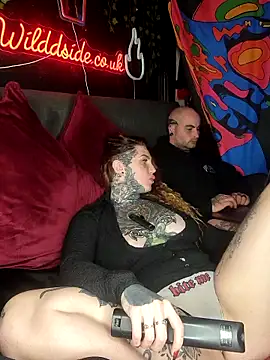 Snapshot of AlexandraWildd chatting on September 30, 12:21 pm AlexandraWildd online show from September 30, 12:21 pm