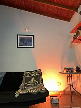 Snapshot of AlekBlake_ chatting on October 24, 3:03 am AlekBlake  online show from October 24, 3:03 am