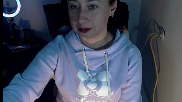 Milf Valeria online show from October 16, 3:02 pm