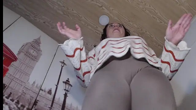 Milf Valeria online show from February 10, 3:05 pm