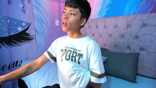 MaxiWildd online show from February 9, 12:31 pm