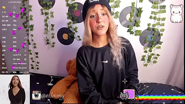 Snapshot of Amy_Moonlight chatting on September 10, 8:42 pm Amy Moonlight online show from September 10, 8:42 pm